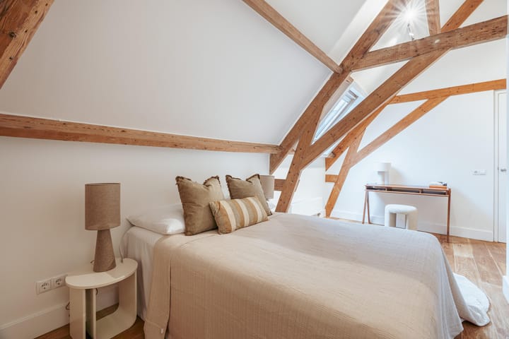 Foto 26 van Van Baerlestraat 17-3