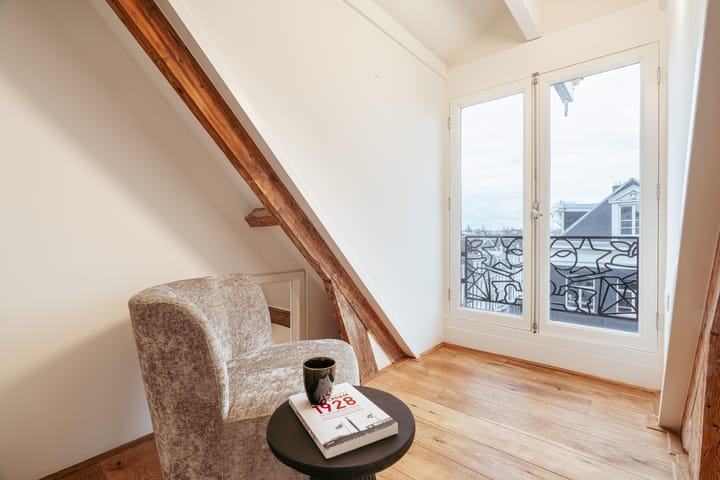 Foto 28 van Van Baerlestraat 17-3