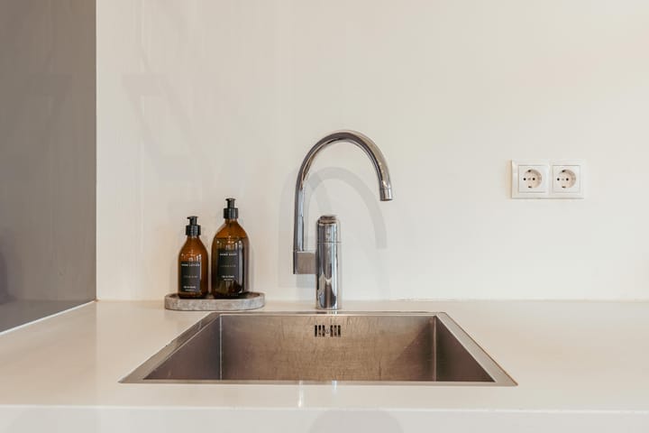 Foto 17 van Van Baerlestraat 17-3