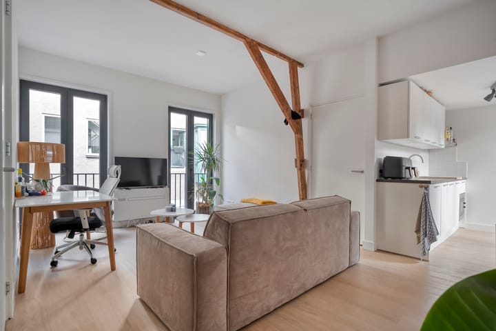 Photo 2 of Karnemelkstraat 7