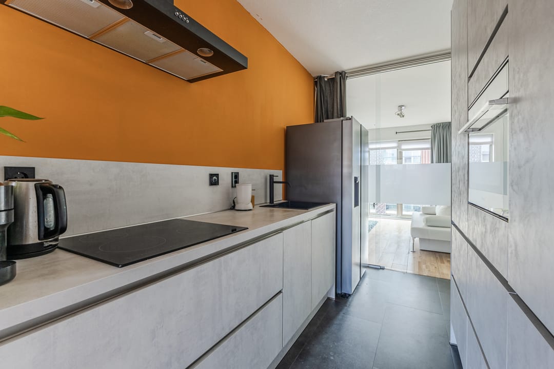 Photo 2 of Kwintsheulstraat 68