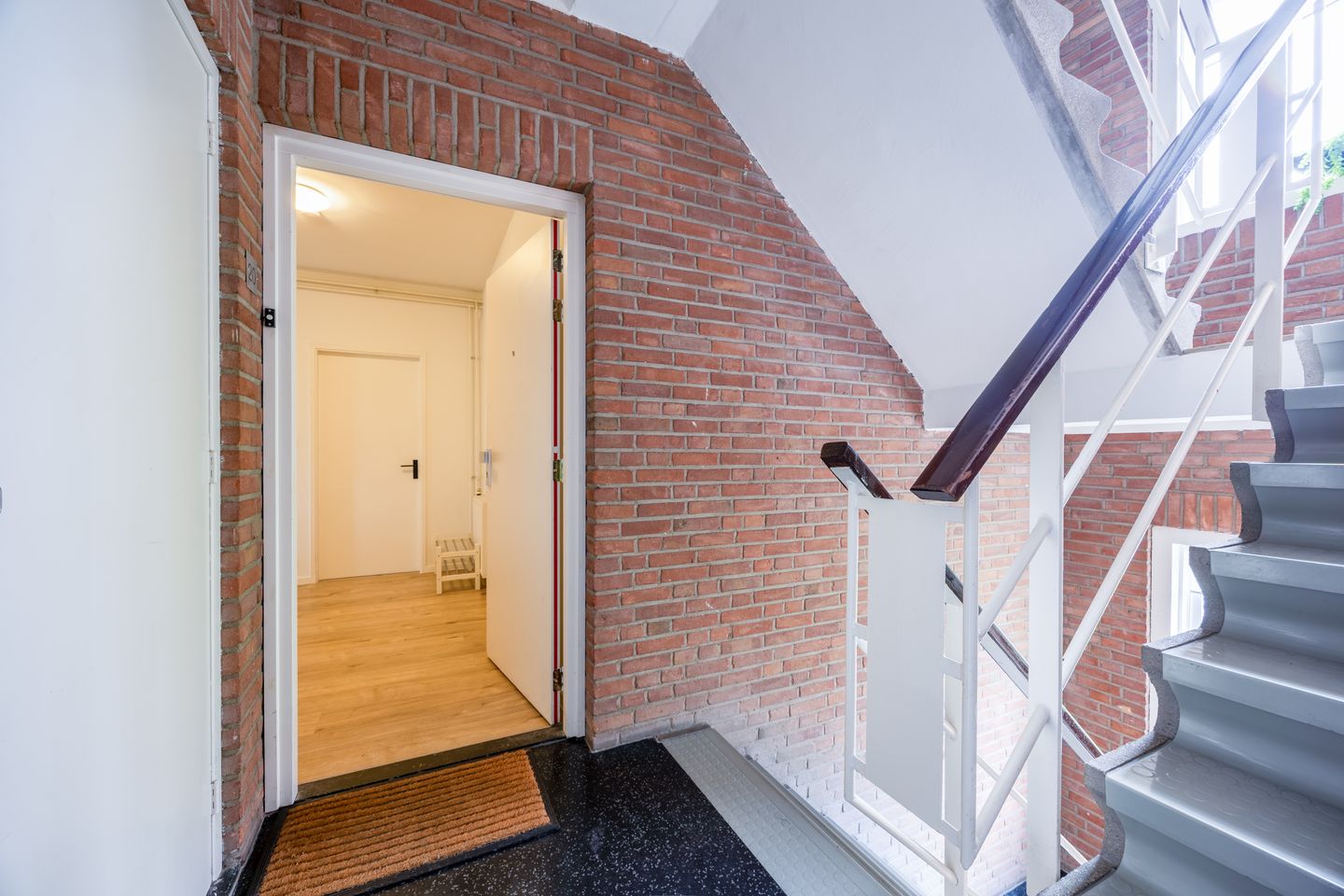 Foto 4 van Plutostraat 20