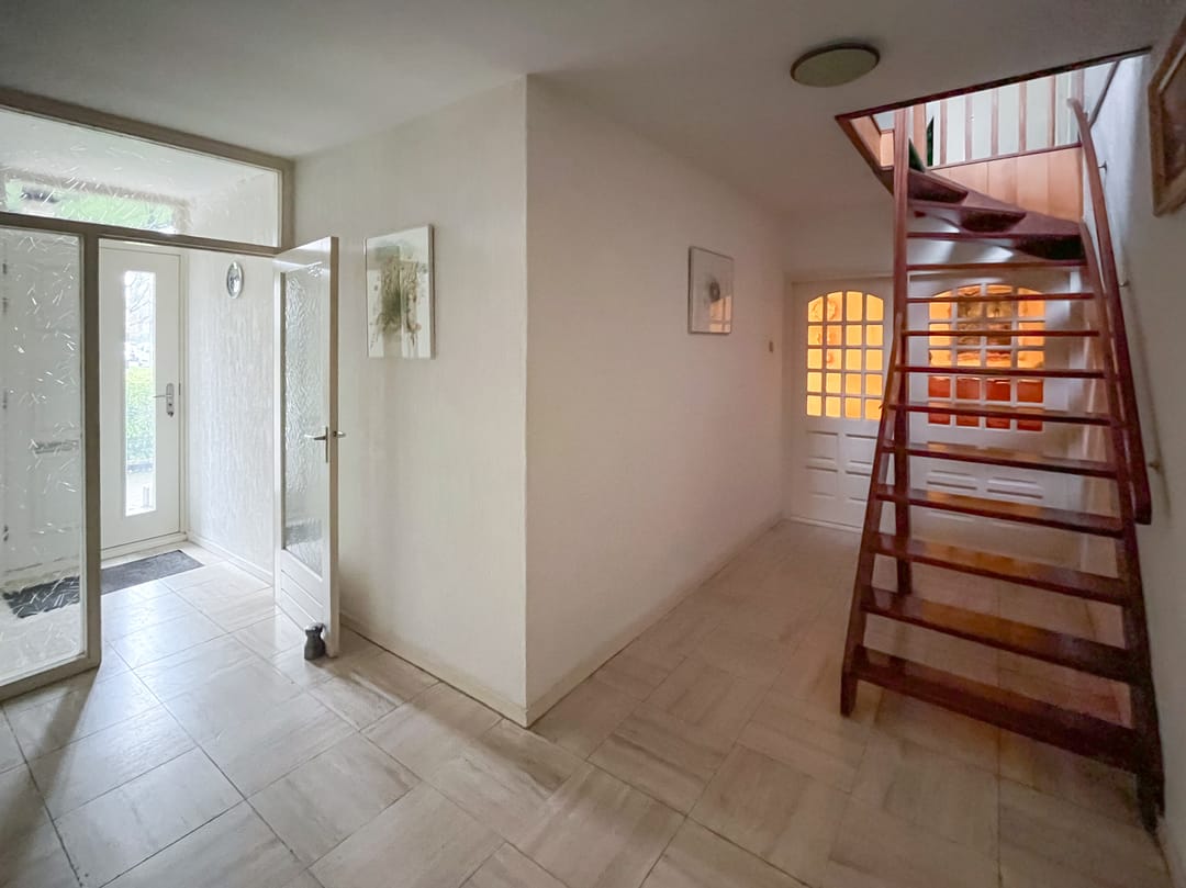 Foto 8 van Weegbreestraat 20