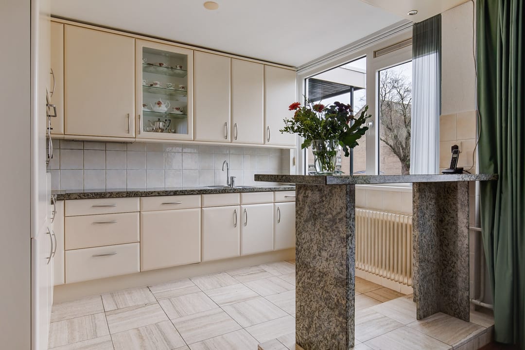 Foto 17 van Weegbreestraat 20