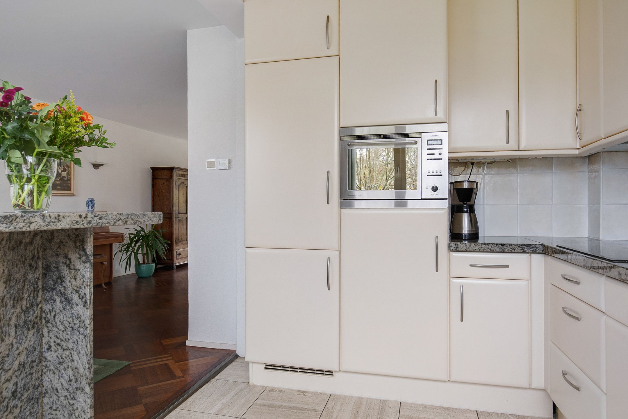 Foto 18 van Weegbreestraat 20