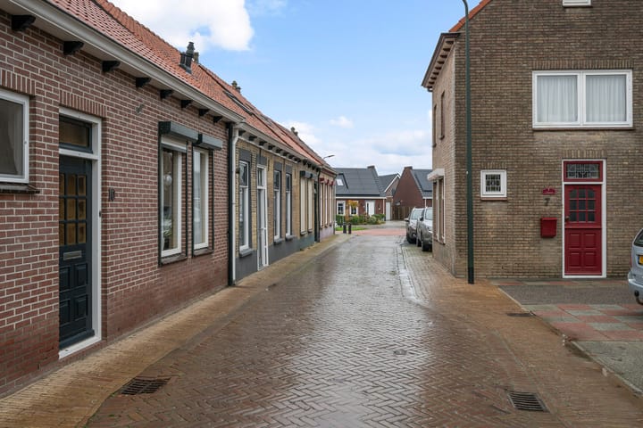 Photo 6 of Tienhoven 8