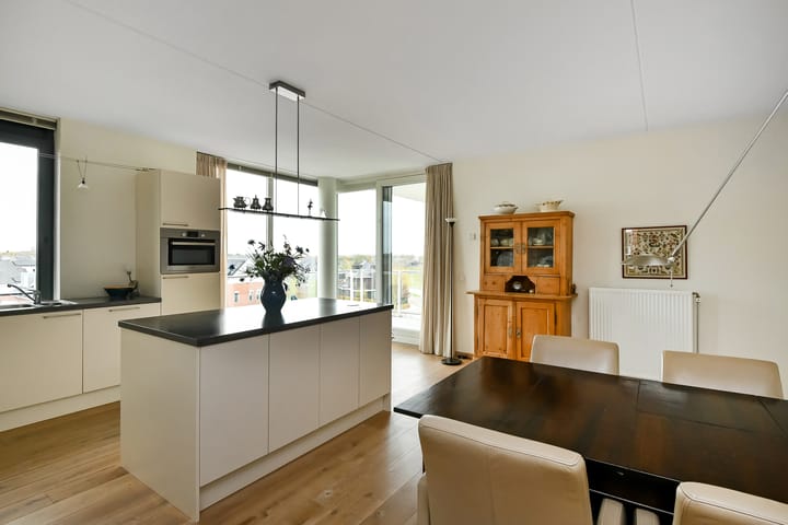 Photo 15 of Juno 167