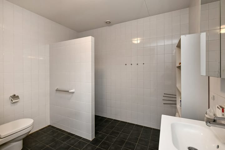 Photo 32 of Juno 167