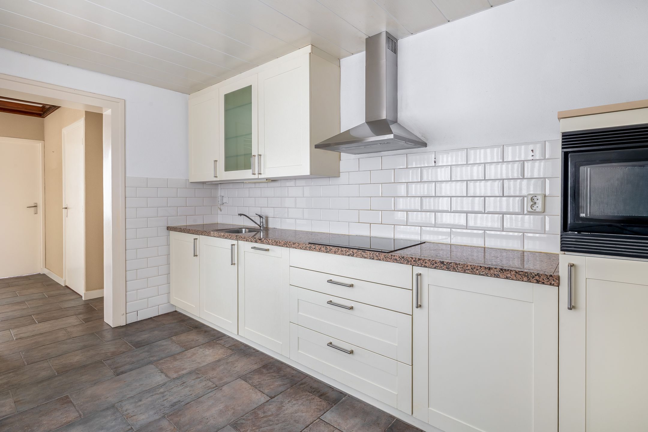 Photo 12 of Hoogeinde 8
