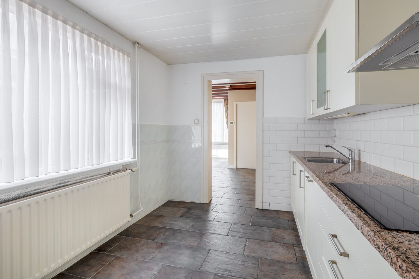 Photo 14 of Hoogeinde 8