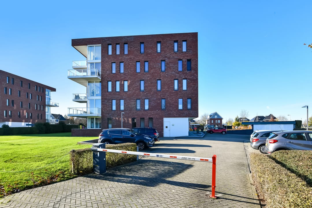 Foto 41 van Juno 167