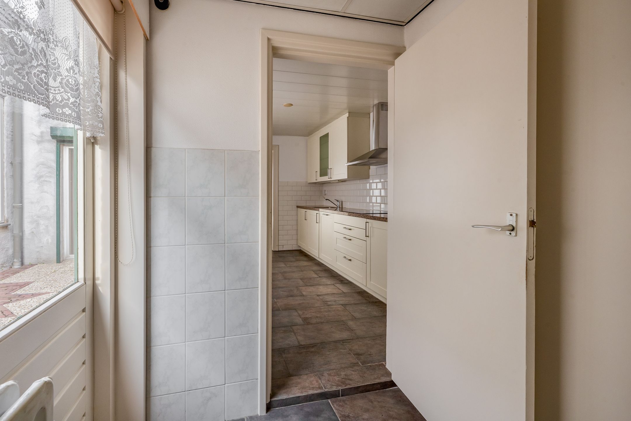 Photo 15 of Hoogeinde 8