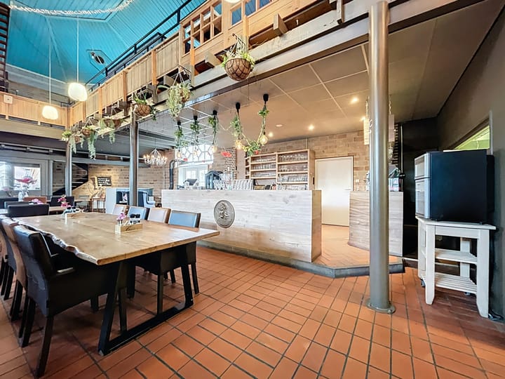 Photo 8 of Dorpsplein 4