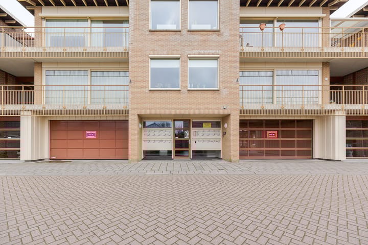 Photo 3 of Dr. Beelstraat 38