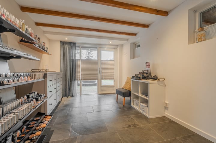 Photo 39 of Dorpsstraat 64