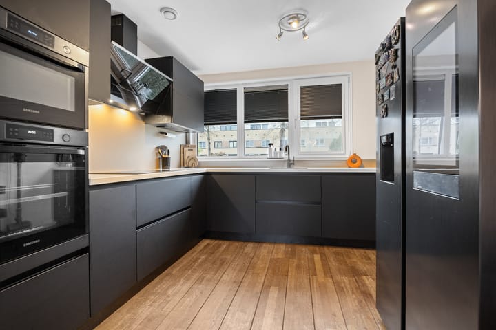 Photo 3 of Parkwijklaan 83