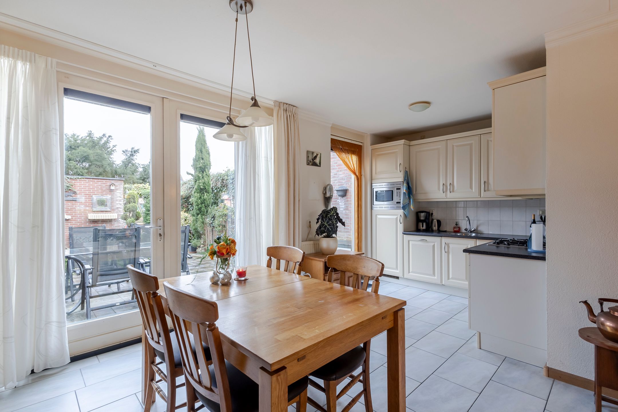 Photo 3 of Menno van Coehoornsingel 33