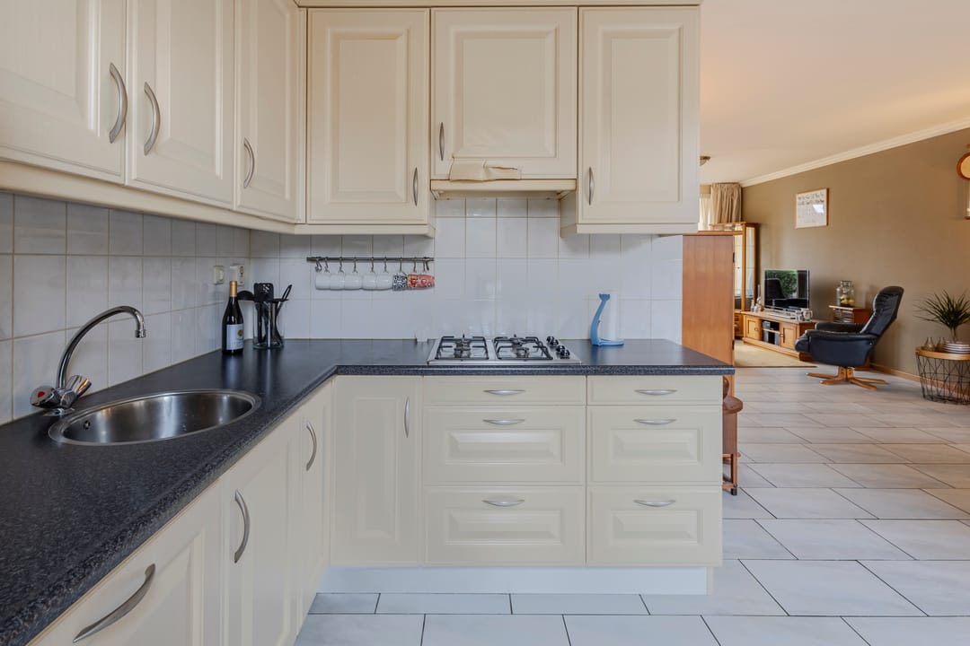 Photo 16 of Menno van Coehoornsingel 33