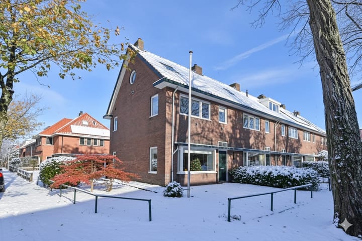 Foto 1 van Van 't Hoffstraat 11