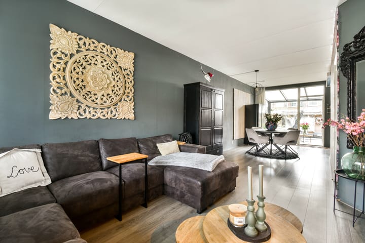 Photo 2 of Nassaulaan 58