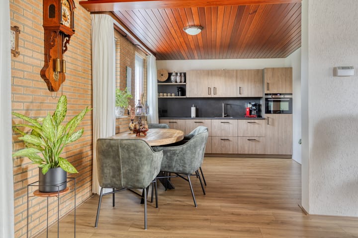 Foto 17 van Schoolstraat 90