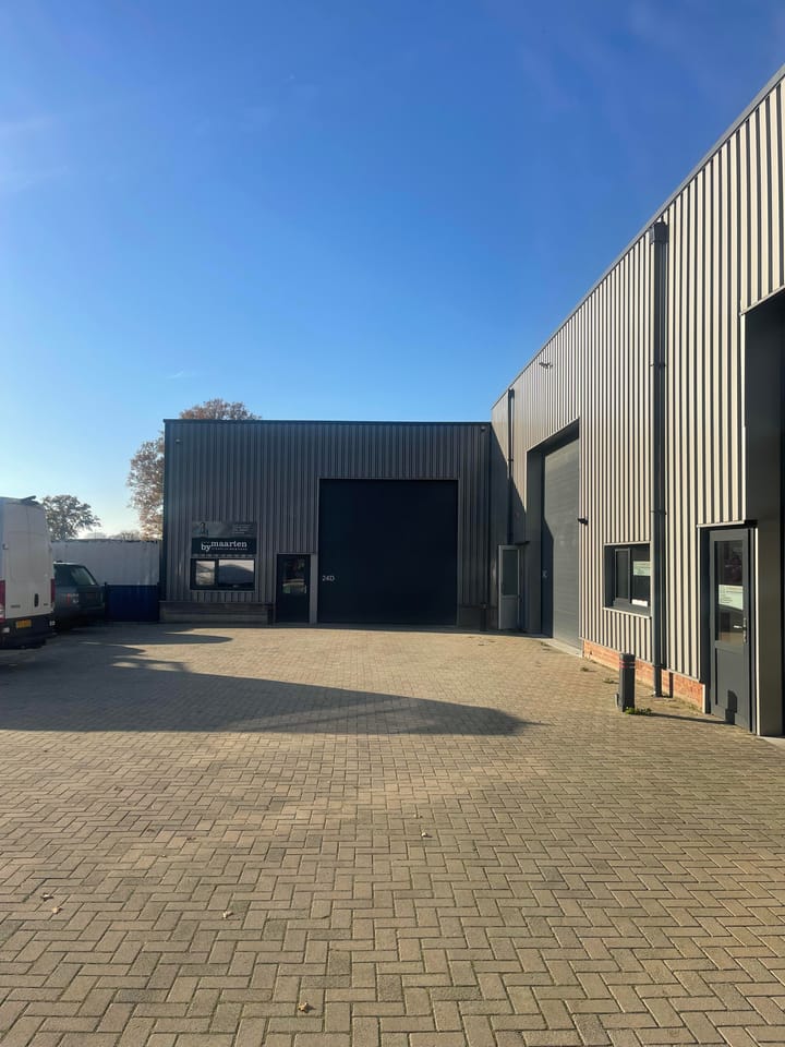 Vinkelsestraat 24, Heesch