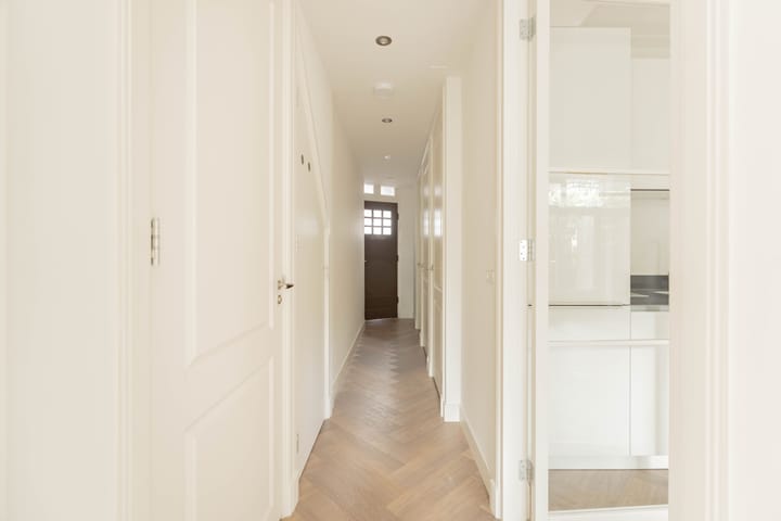 Foto 4 van Montelbaanstraat 11-H