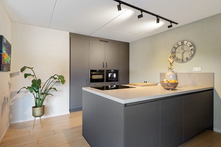 Photo 14 of Vlegel 12