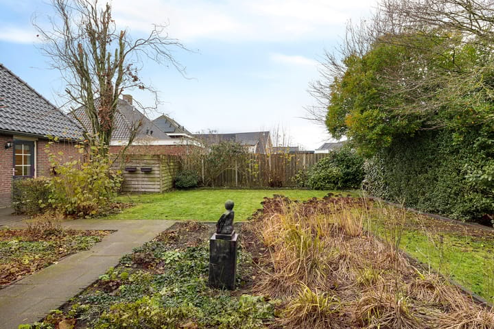 Photo 38 of Vlegel 12