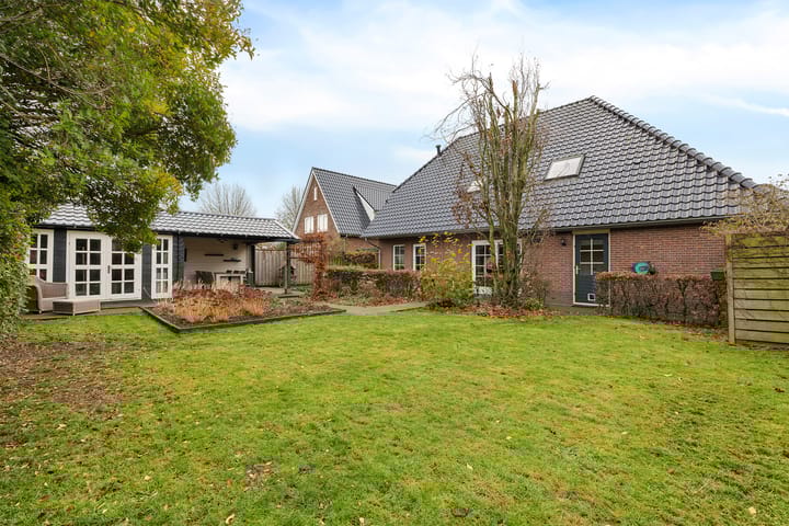 Photo 39 of Vlegel 12