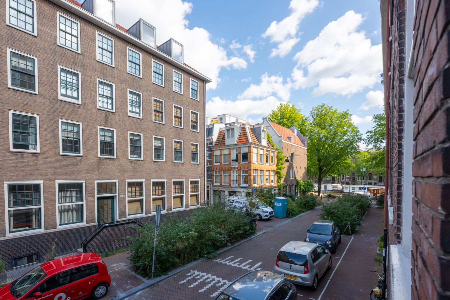 Photo 20 of Montelbaanstraat 11-1