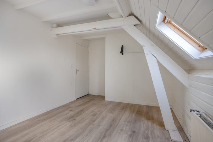 Foto 15 van Voortstraat 7