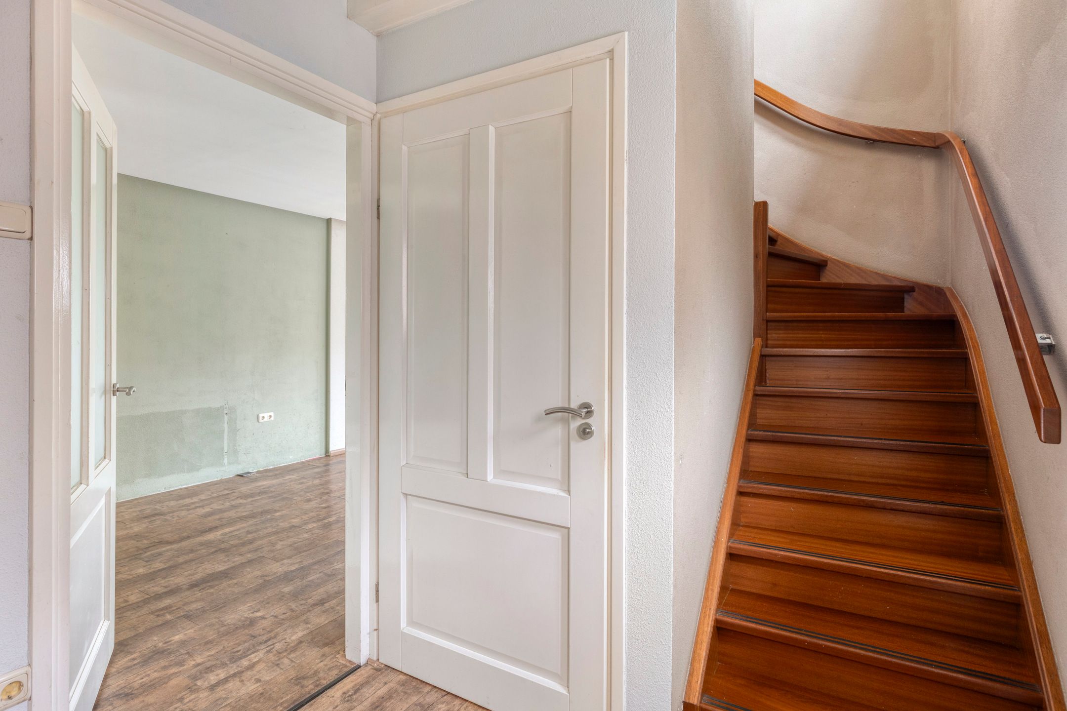 Photo 6 of Hovenstraat 8