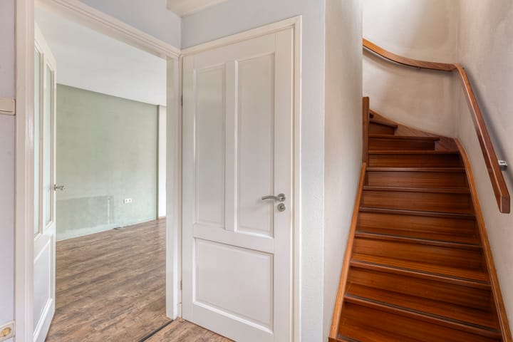 Foto 6 van Hovenstraat 8