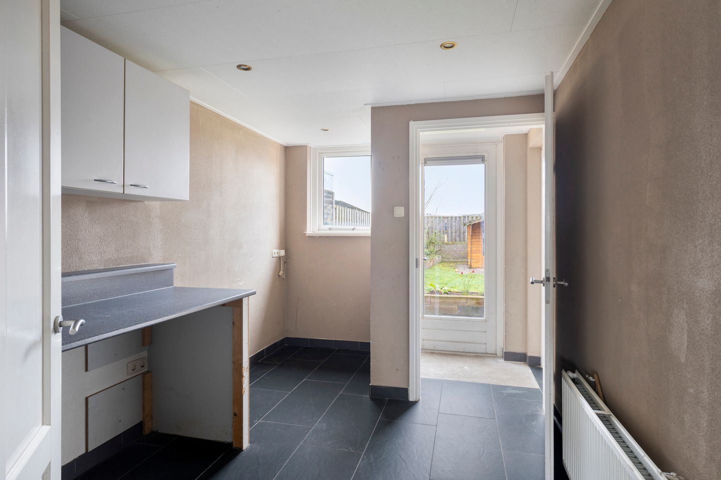 Photo 19 of Hovenstraat 8