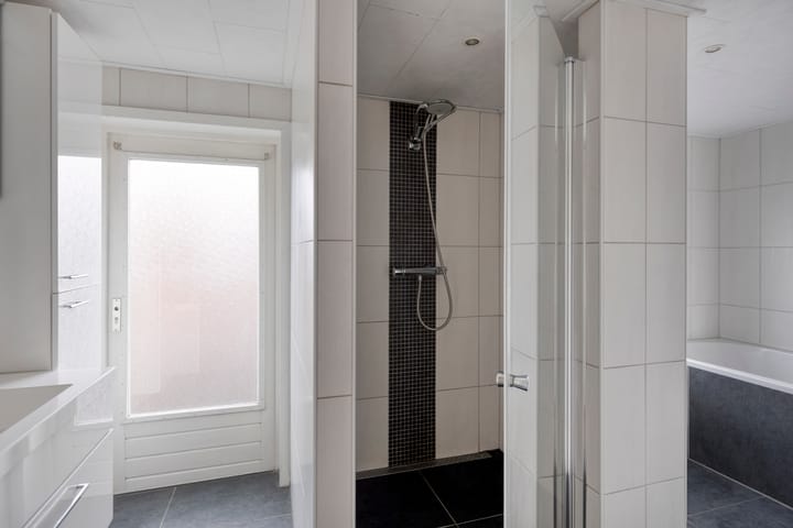 Foto 27 van Hovenstraat 8