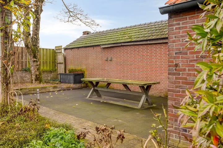 Foto 32 van Hovenstraat 8