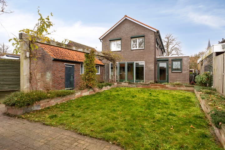 Foto 33 van Hovenstraat 8