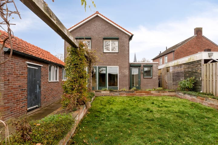 Foto 35 van Hovenstraat 8