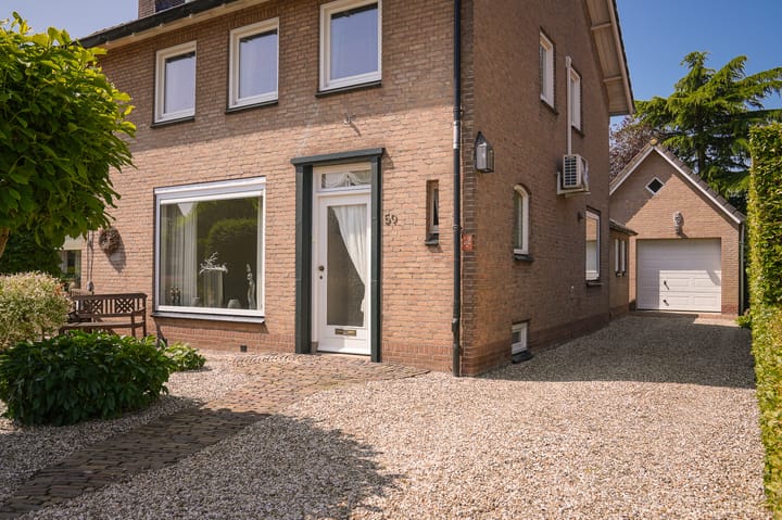 Photo 8 of Beatrixstraat 50