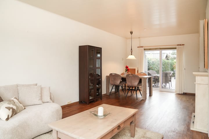 Photo 16 of Beatrixstraat 50