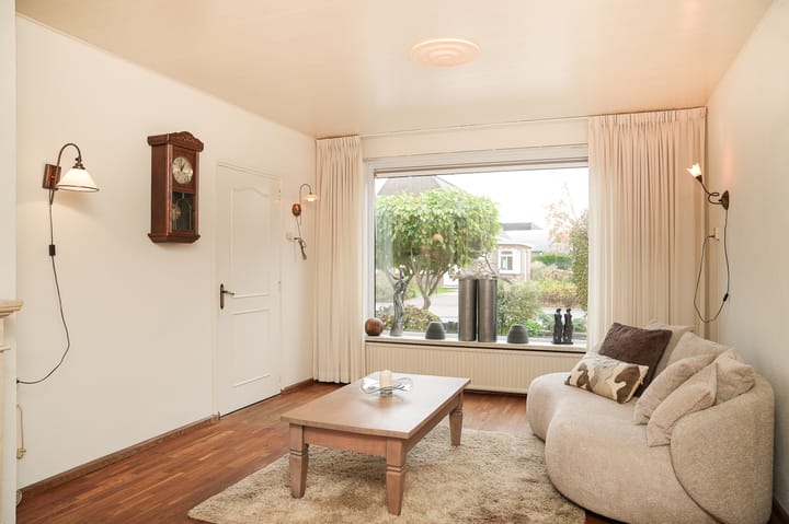 Photo 19 of Beatrixstraat 50