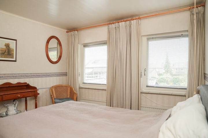 Photo 29 of Beatrixstraat 50