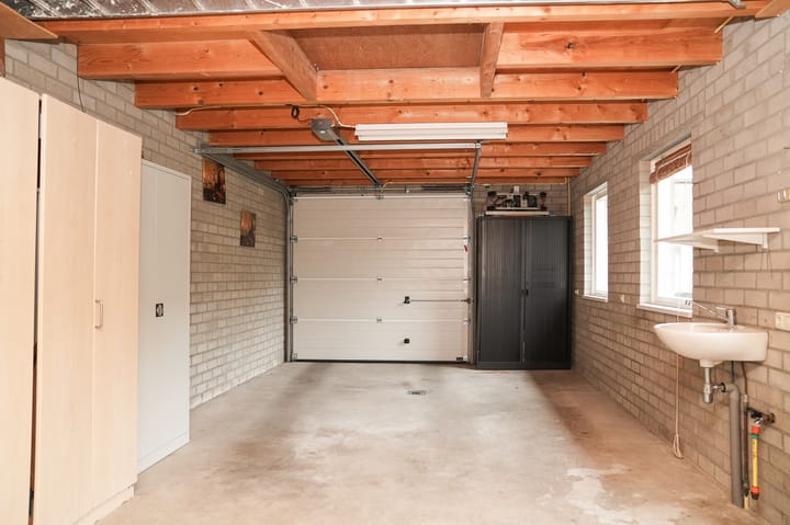 Photo 38 of Beatrixstraat 50