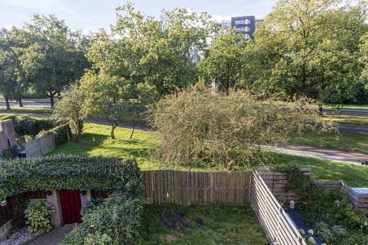 Foto 24 van Nobellaan 219