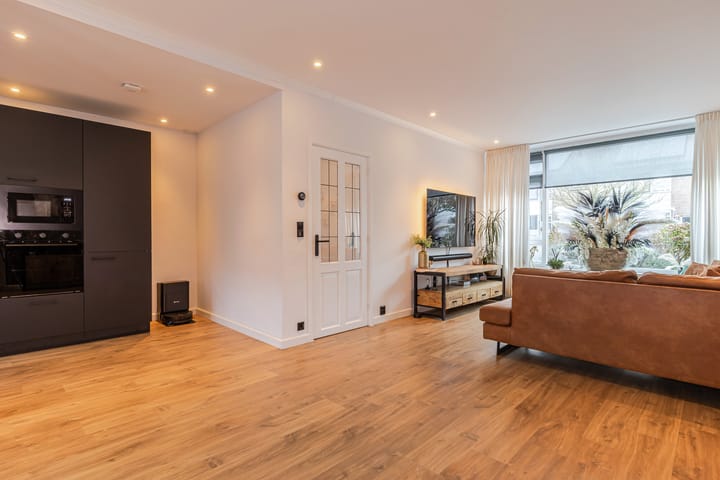 Foto 10 van Clematisstraat 33