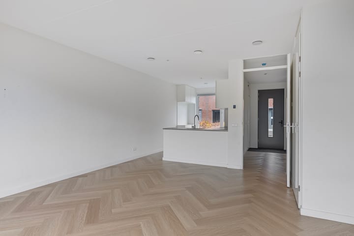 Photo 7 of Stevensweertstraat 32