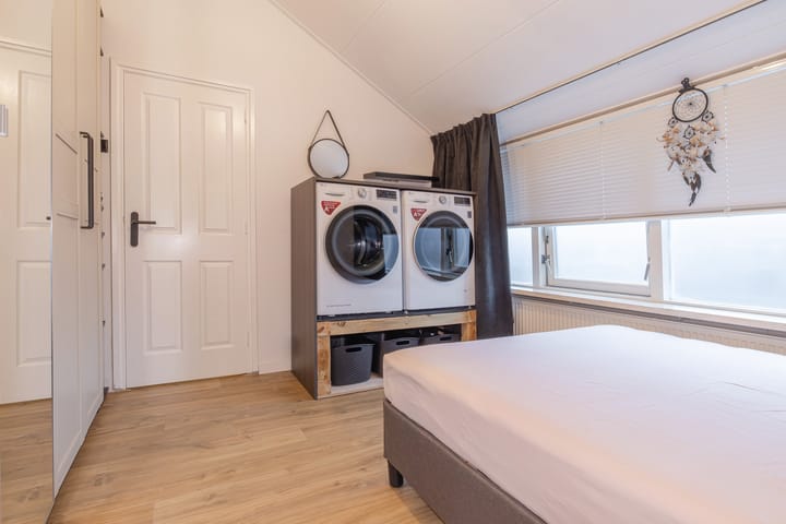 Foto 15 van Clematisstraat 33