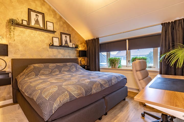 Foto 17 van Clematisstraat 33