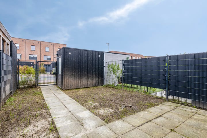 Photo 23 of Stevensweertstraat 32